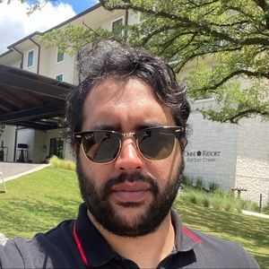 Meet your Posher, Yousef